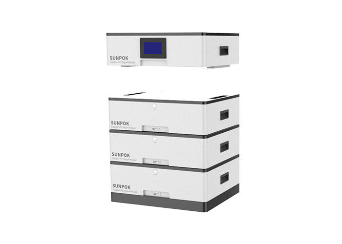 UN38.3 48vのリチウム イオン電池100ah 200ahは高圧電池のエネルギー蓄積 システムを積み重ねた