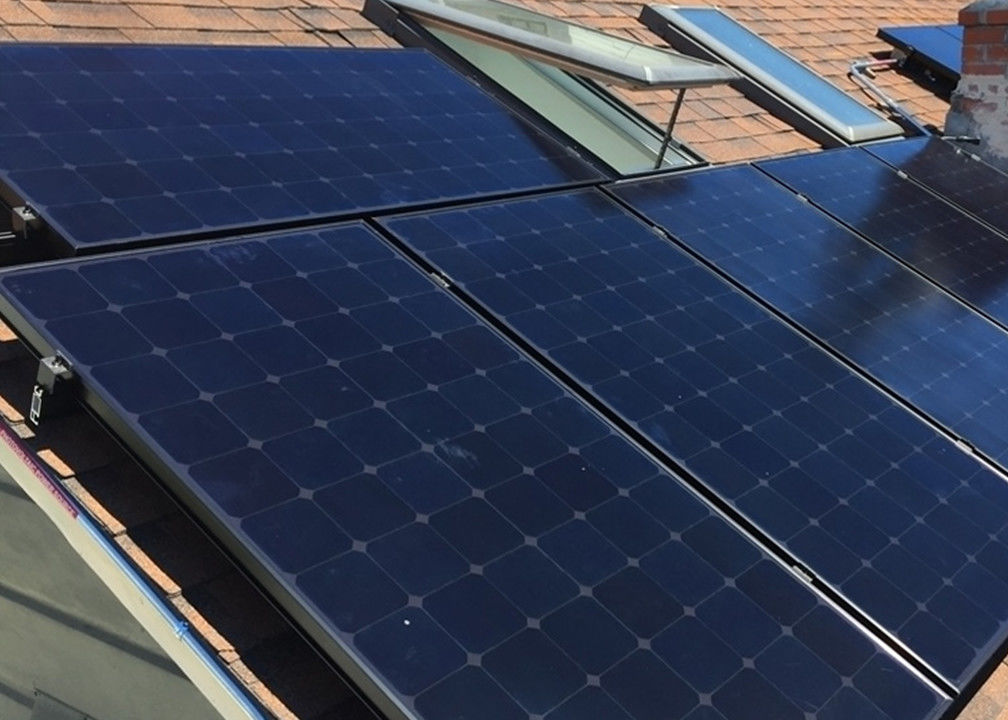格子太陽電池パネルシステム5KW 10KW 15KW 20KW 30KW 50KW家の太陽エネルギーを離れた雑種