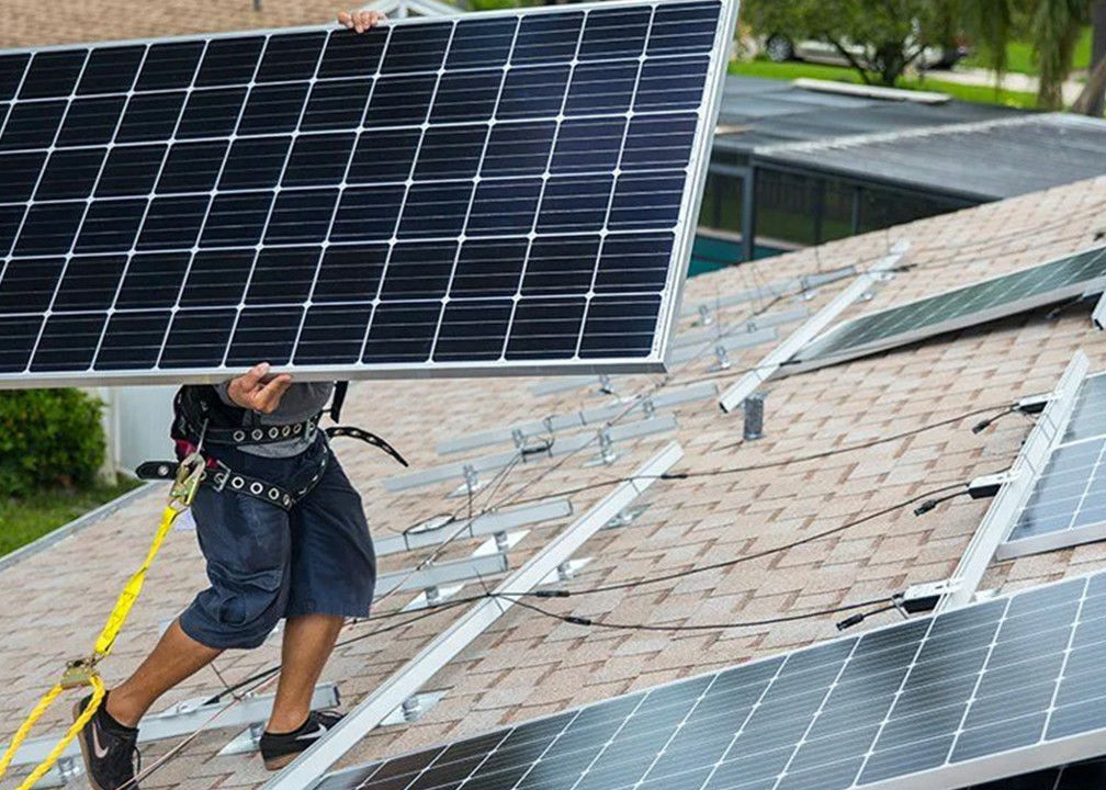 12Vと結合される格子タイを離れた雑種の太陽エネルギーインバーター2kw 3kw 4kw 5kw 8kw
